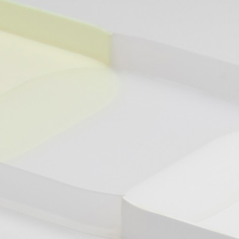 Creamy / Transparent / White